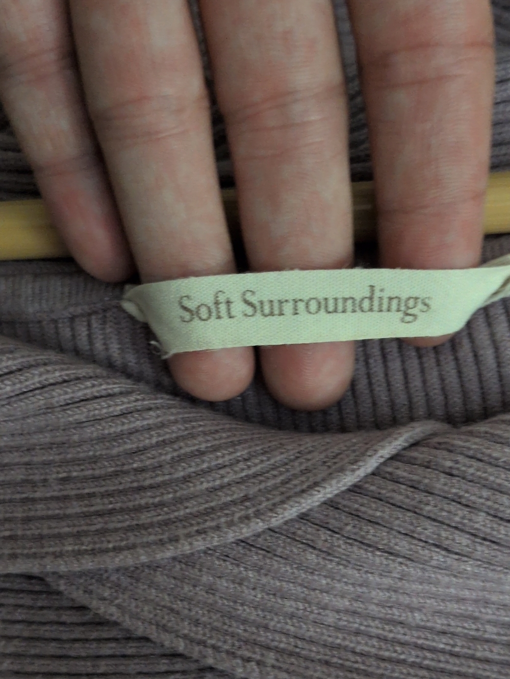 Soft Surroundings Ribbed Knit Cowl Neck Sweater Medium Muted Lavender - Picture 4 of 6